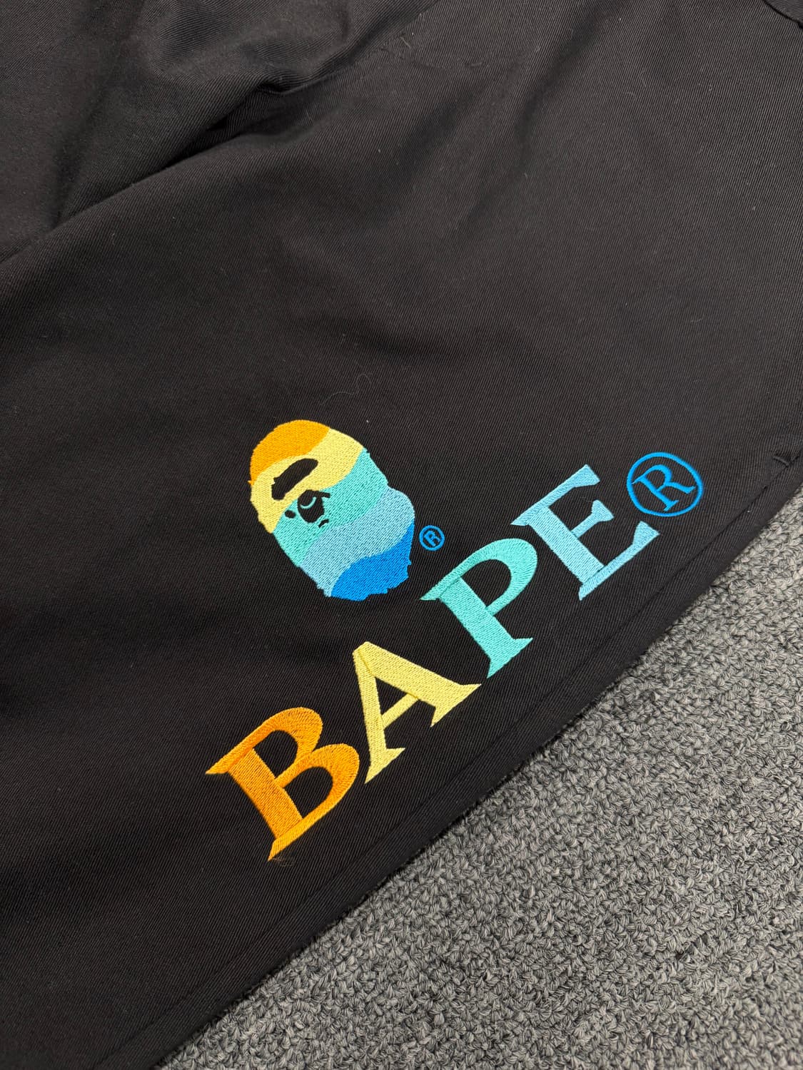 S) 베이프 빈티지 로고 자수 워크팬츠 상품이미지3