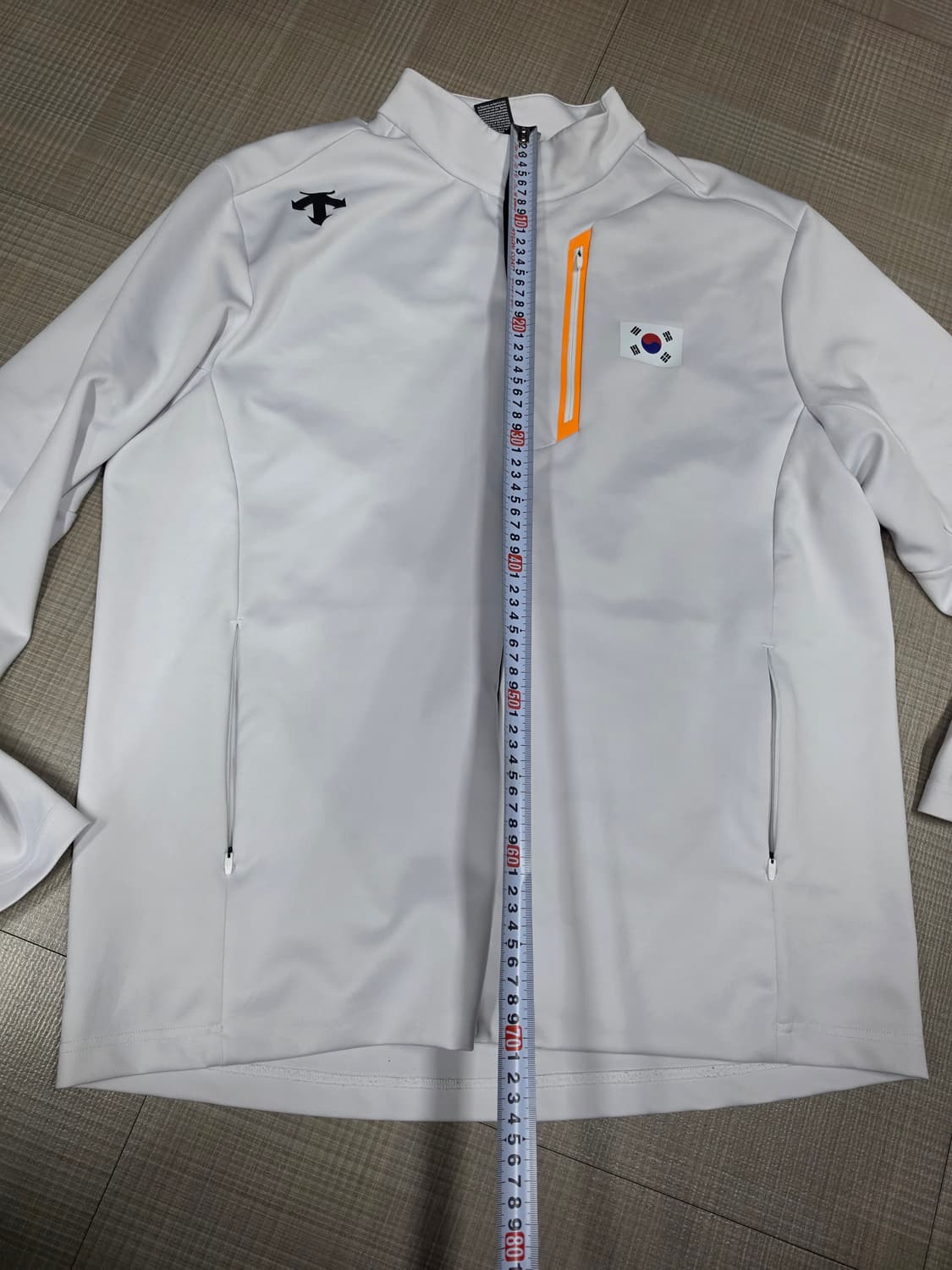 데상트 국가대표 트레이닝 집업 상품이미지2