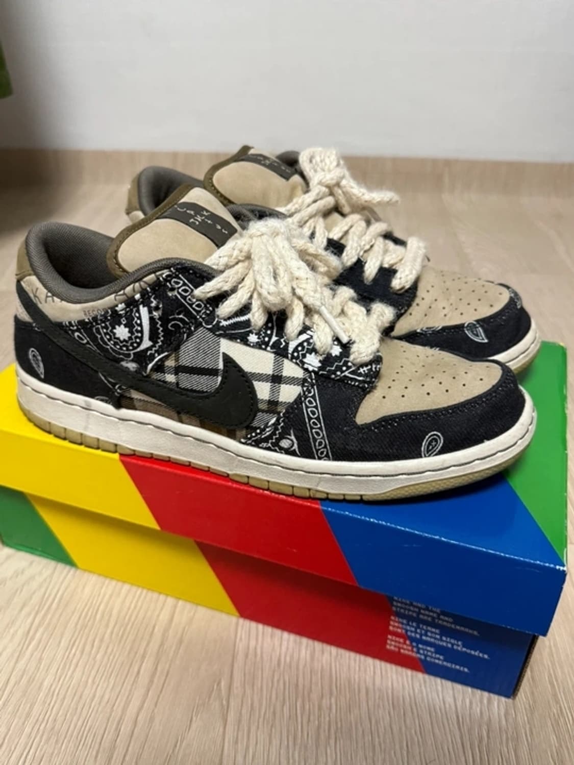 NikeX트래비스 스캇 SB 덩크로우(260mm) 실착10회정도 판매 상품이미지6