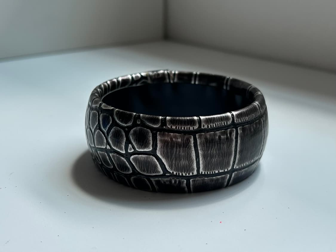 크로커다일 패턴 레더 뱅글 상품이미지1