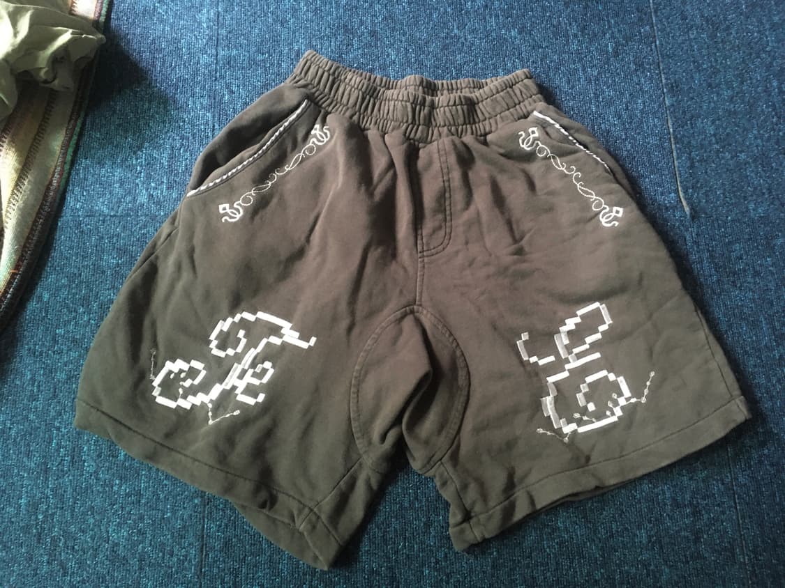 샵페어리 자수 버뮤다 팬츠 상품이미지1