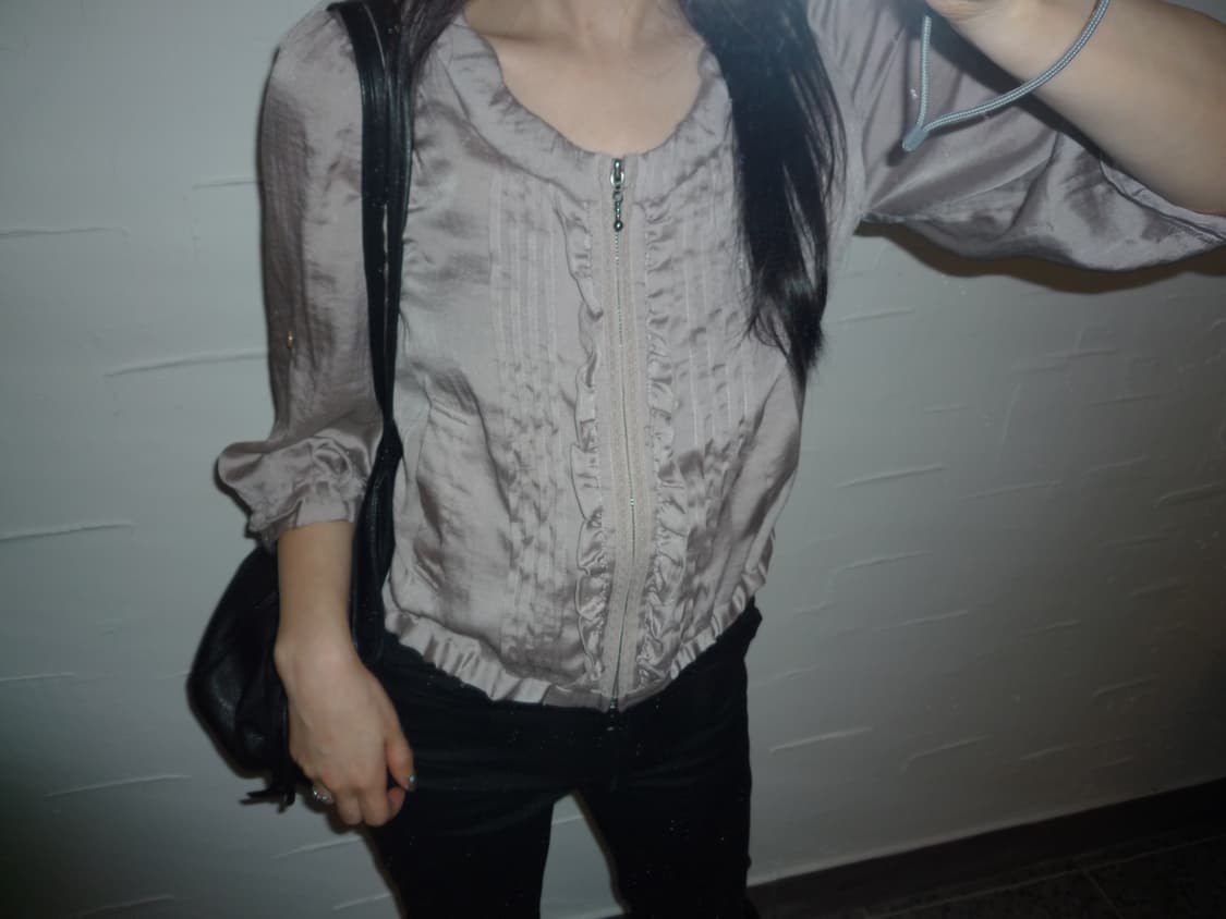 Glossy frill windbreaker 상품이미지1