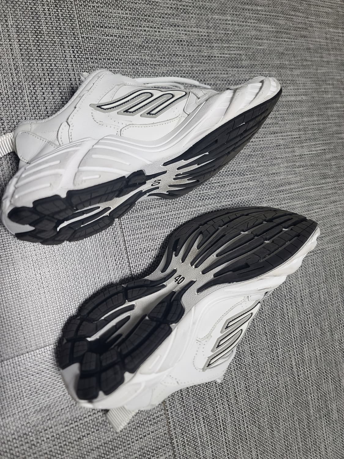 발렌시아가 먼데이 슈 스니커즈 화이트 40 상품이미지4