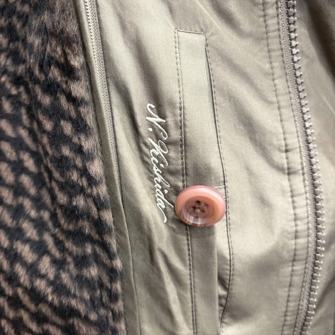 까르뱅 코트 싱글 브레스티드 스탠드 칼라 핸드 워머 디테일 카키 상품이미지7