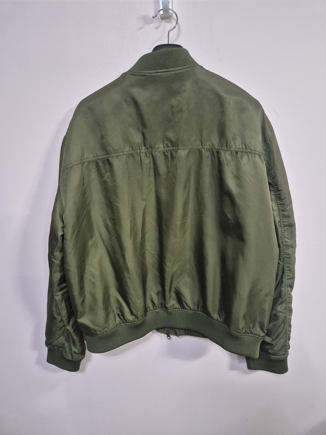 비슬로우 자켓카키색 봄버 자켓 상품이미지3