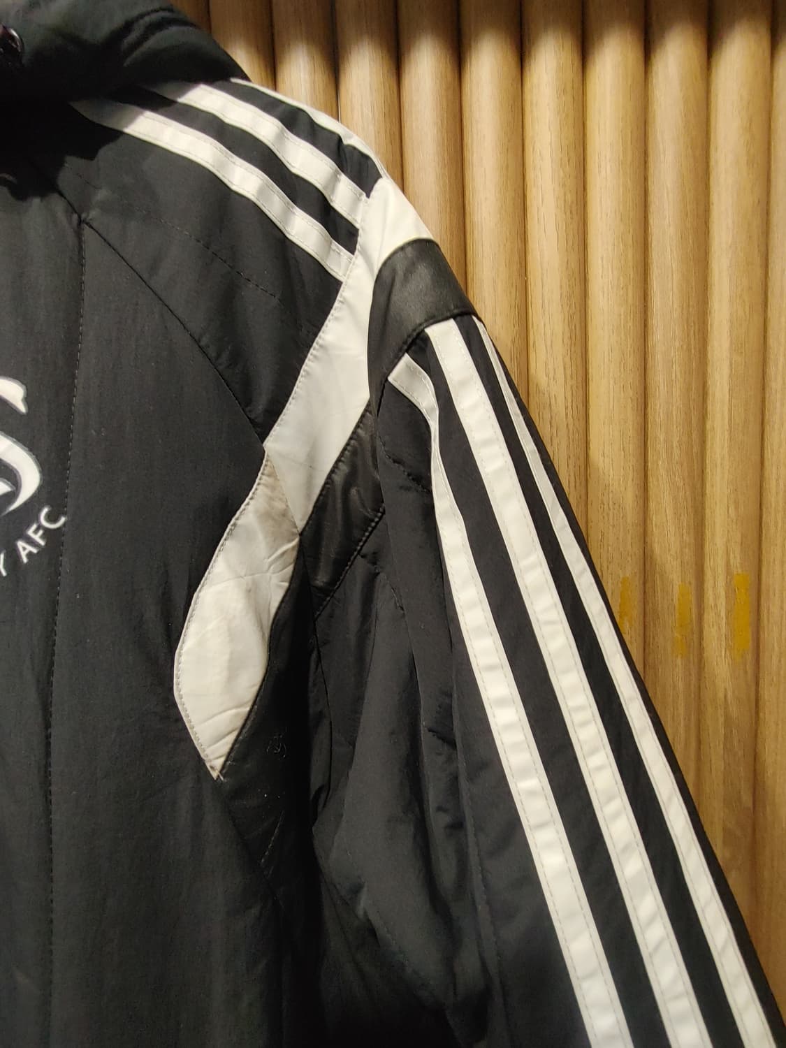 무배) 아디다스 OG 삼선 스포츠 패딩- M 상품이미지5