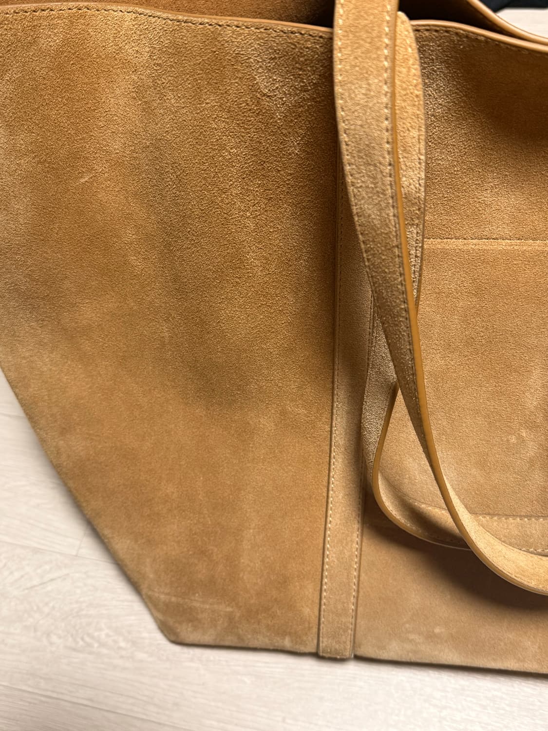 노이어 스웨이드 쇼퍼백 상품이미지3