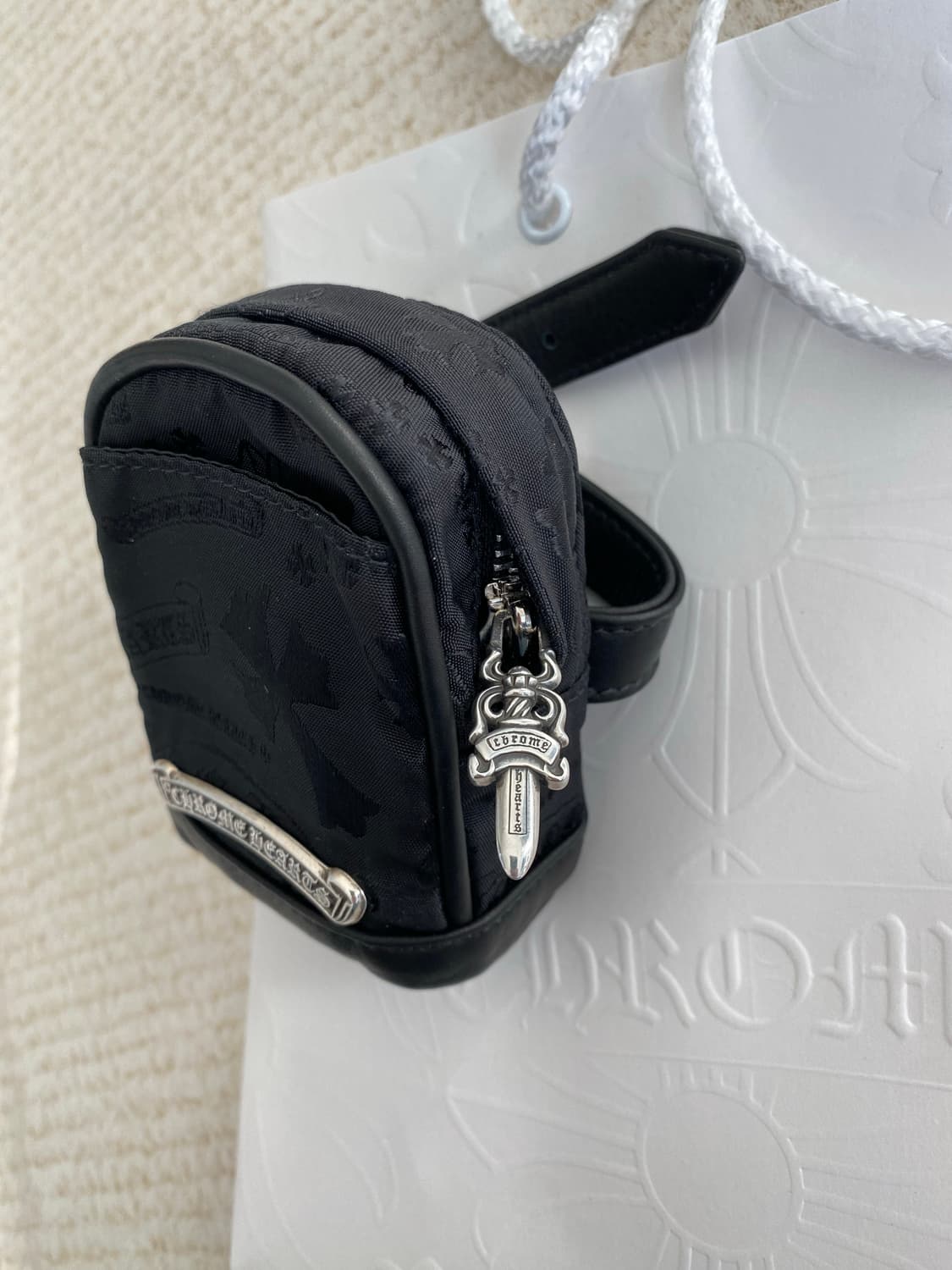 (새제품) 크롬하츠 미니가방 블랙컬러 상품이미지3