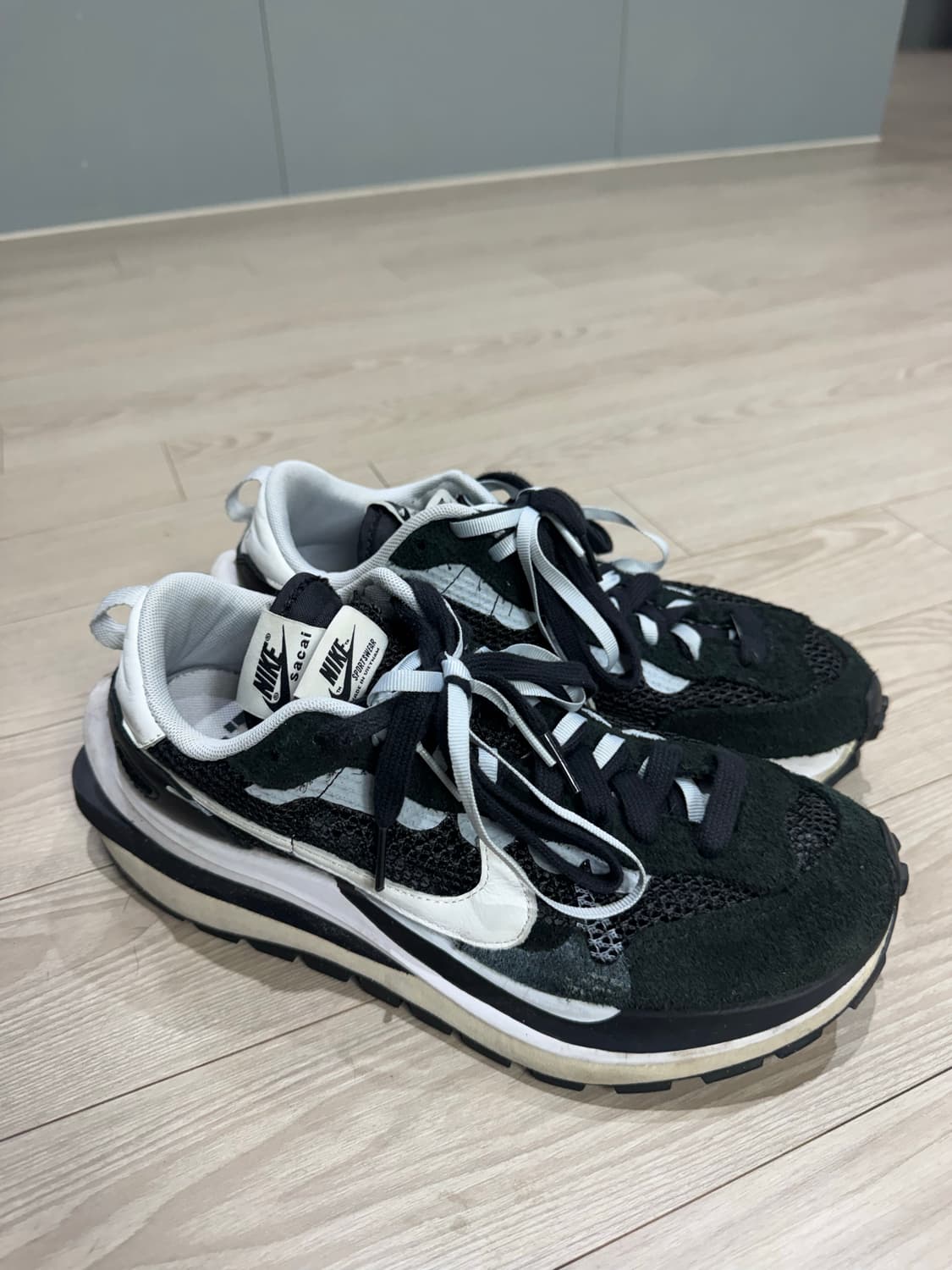 나이키 사카이 베이퍼와플 블랙 260 상품이미지1