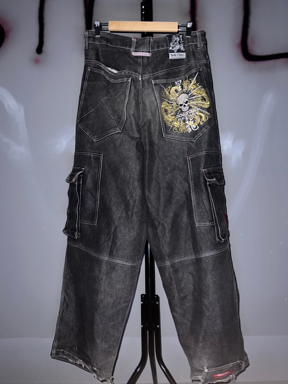 (무료배송) 도그타운 90’S 블랙드래곤 자수 데님팬츠 상품이미지2