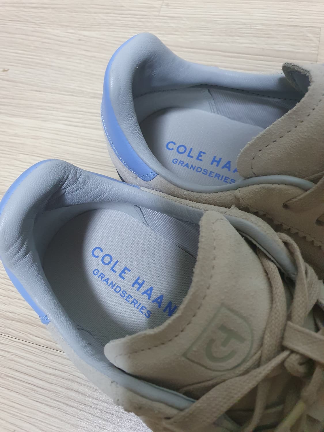 콜한 스웨이드 스니커즈 265 상품이미지9