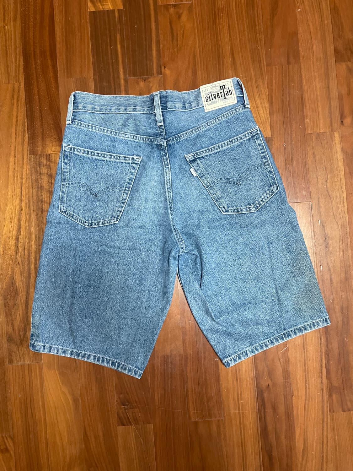 리바이스 실버탭 쇼츠 버뮤다 데님 28 상품이미지2