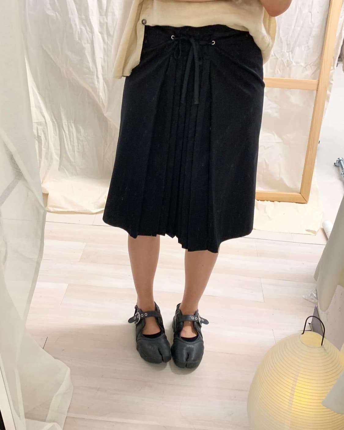 Lace-Up Pleated Midi Skirt 상품이미지2