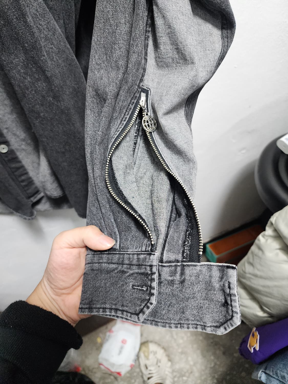 LMC 지퍼디테일 흑청 데님 옥스포드 셔츠 상품이미지4