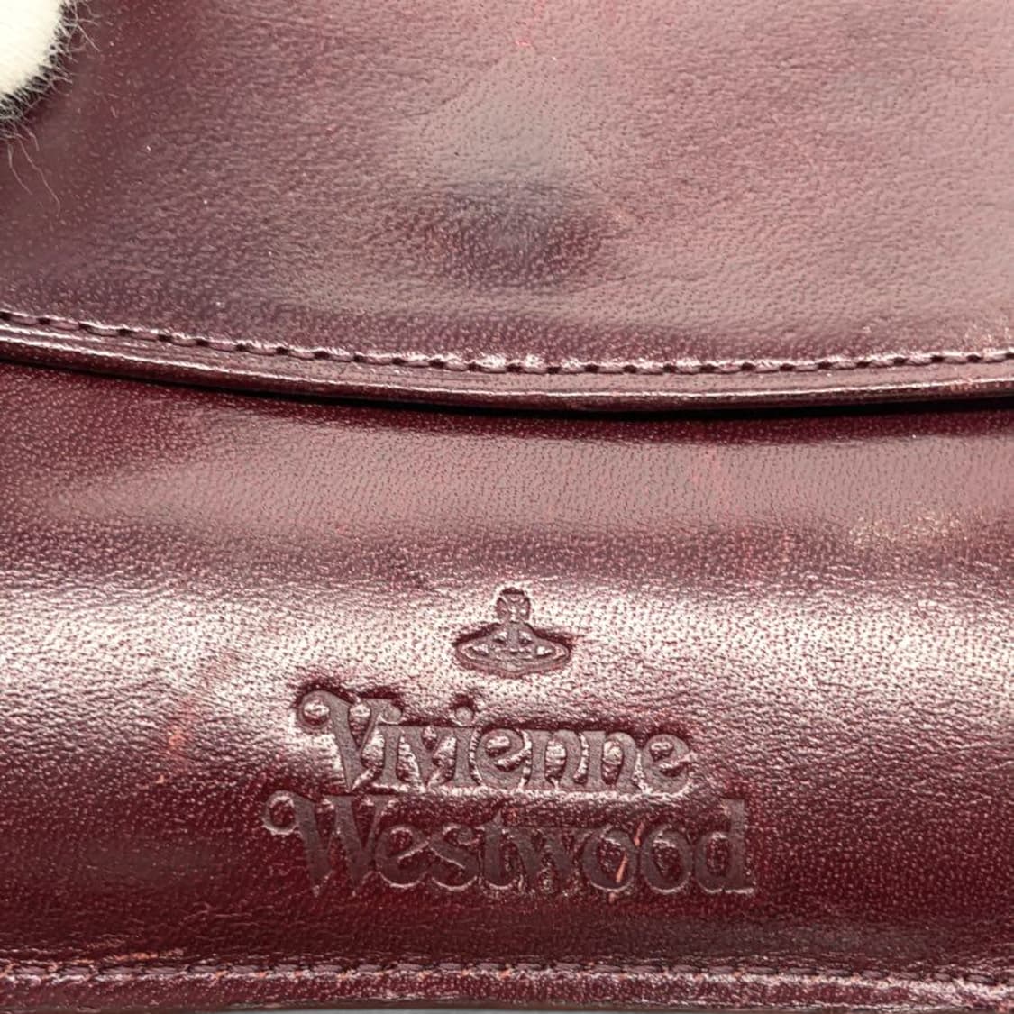 비비안 웨스트우드 크로크 엠보스 레더 지갑 상품이미지3