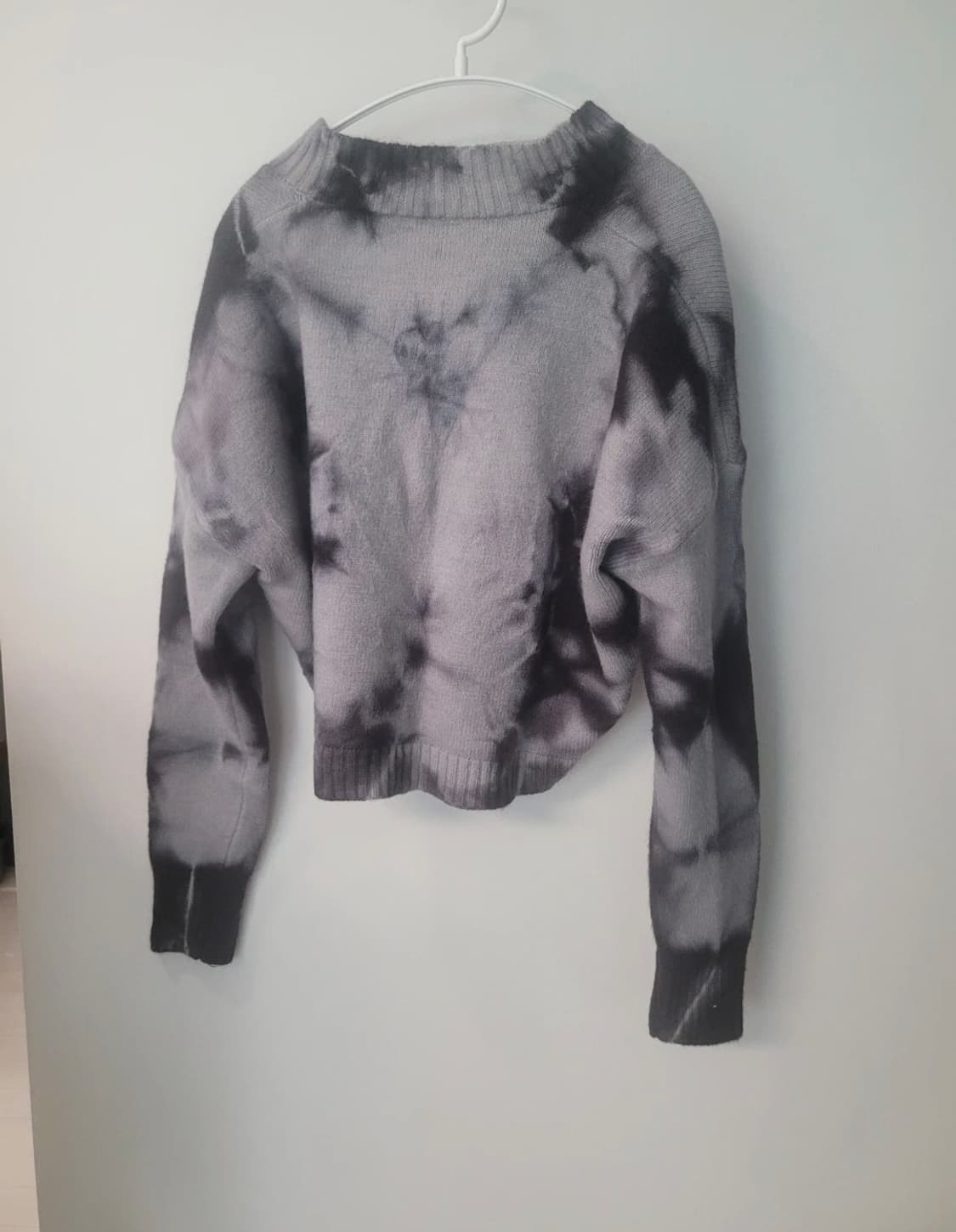 새상품 타이다이 크롭 니트 상품이미지6