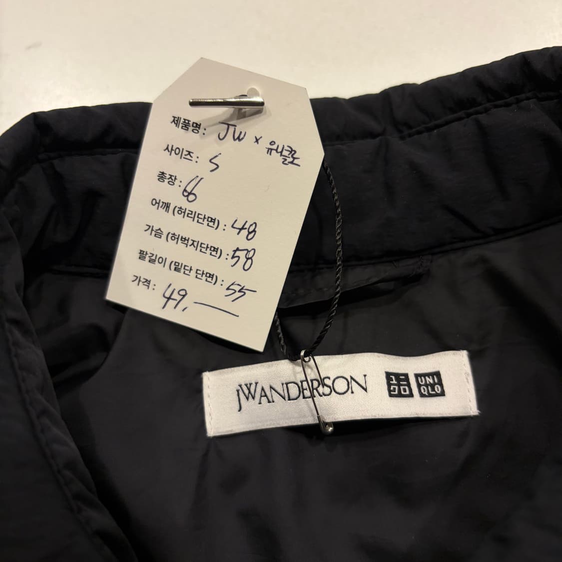 [S] 유니클로 x JW앤더슨 퀼팅 자켓 블랙 D266 상품이미지5