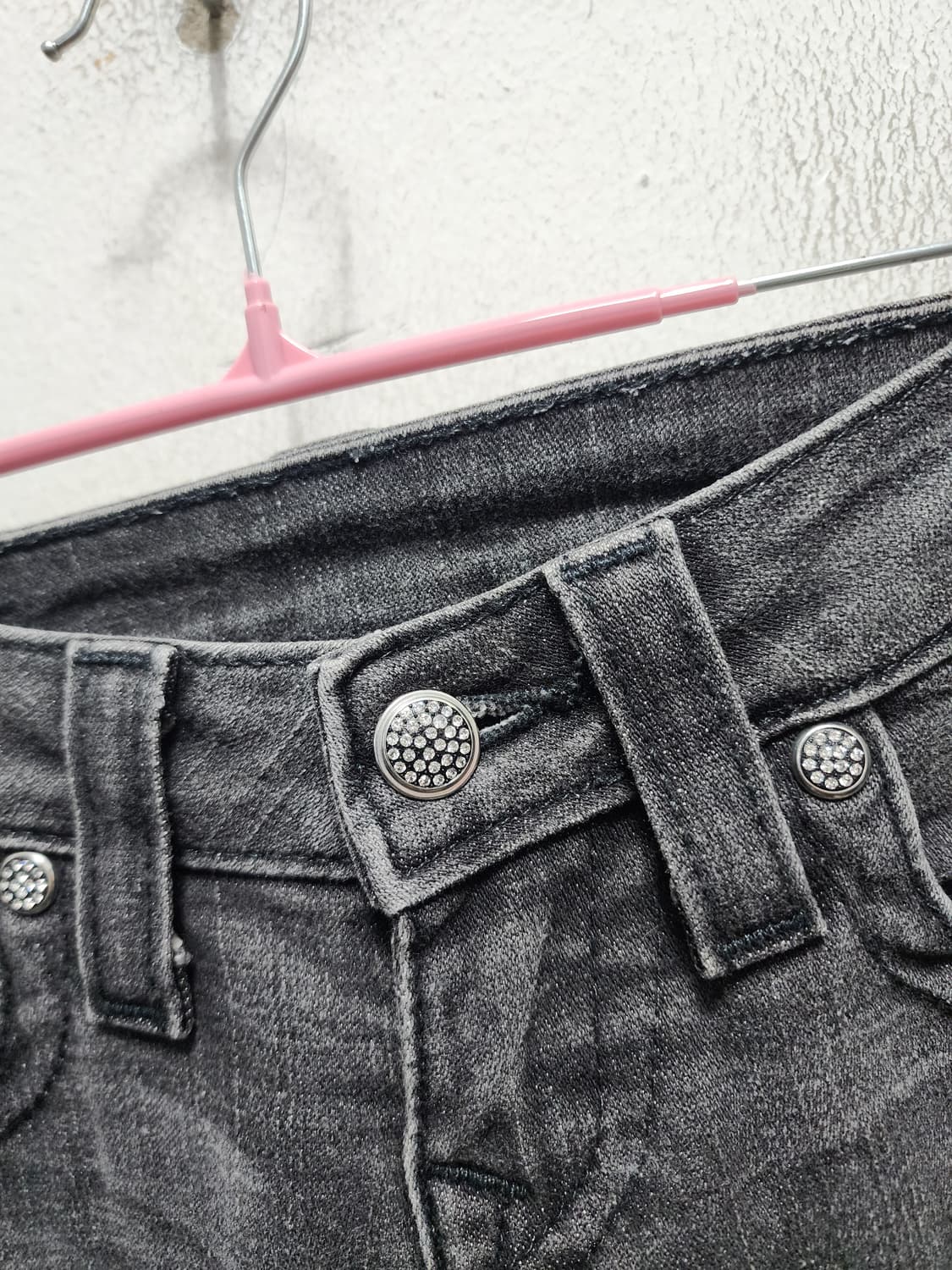 트루릴리젼 큐빅 디테일 데님 컷팅진 (USA MADE) 상품이미지3