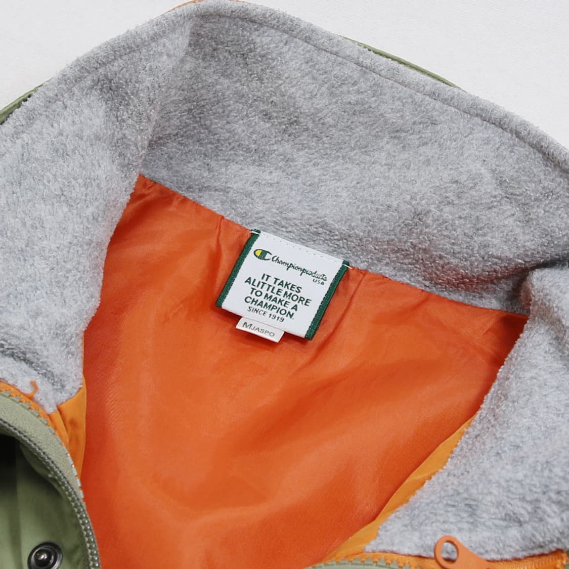 (착용컷) Champion 아웃도어 자켓 (남성용 M) 상품이미지5