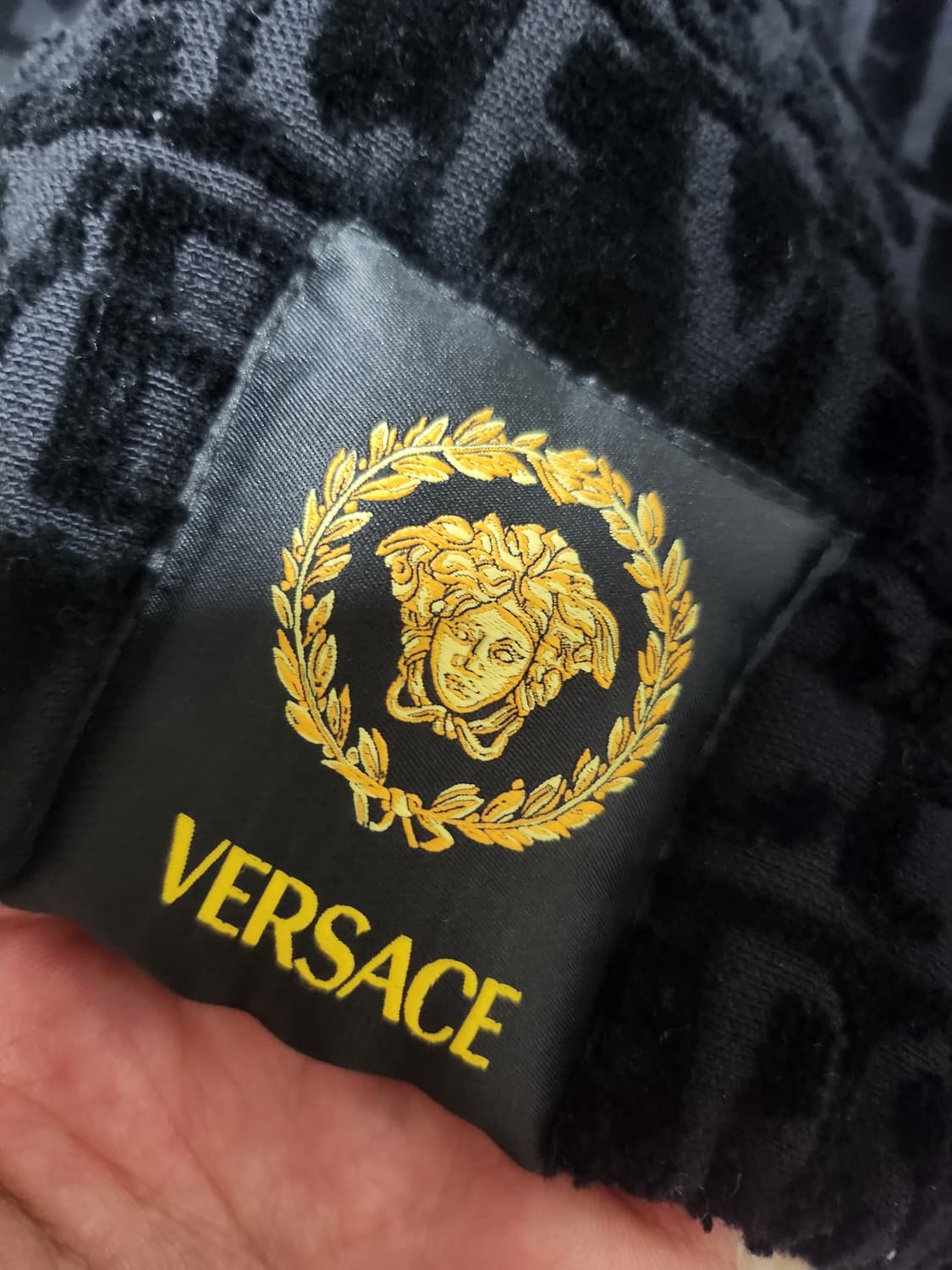 베르사체 아이러브 바로크 집업 스웨트셔츠 상품이미지4