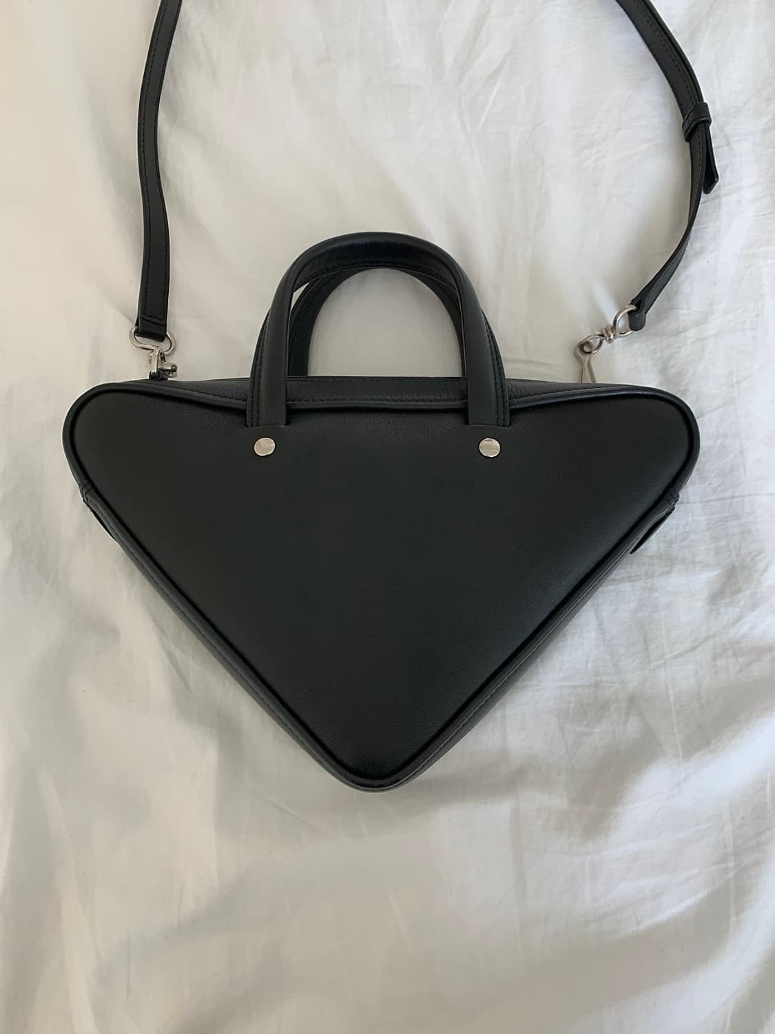 발렌시아가 트라이앵글 크로스백 토트백 상품이미지3