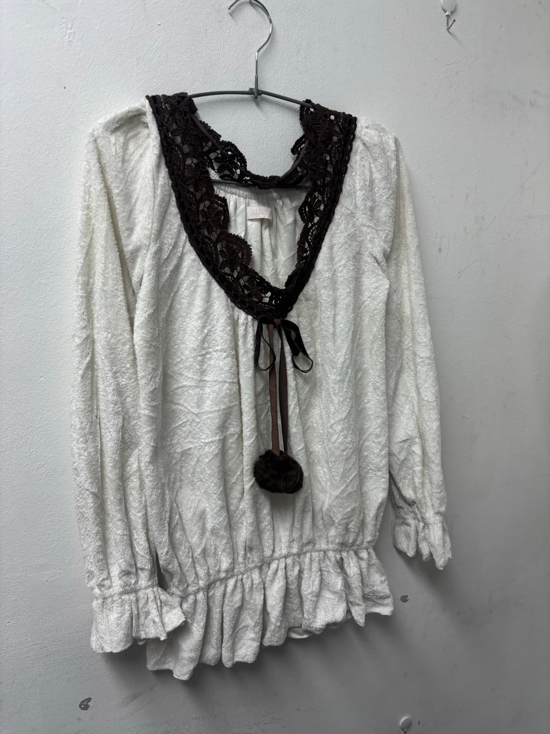 리즈리사 라떼갸루 폼폼 레이스 화이트 원피스 상품이미지5