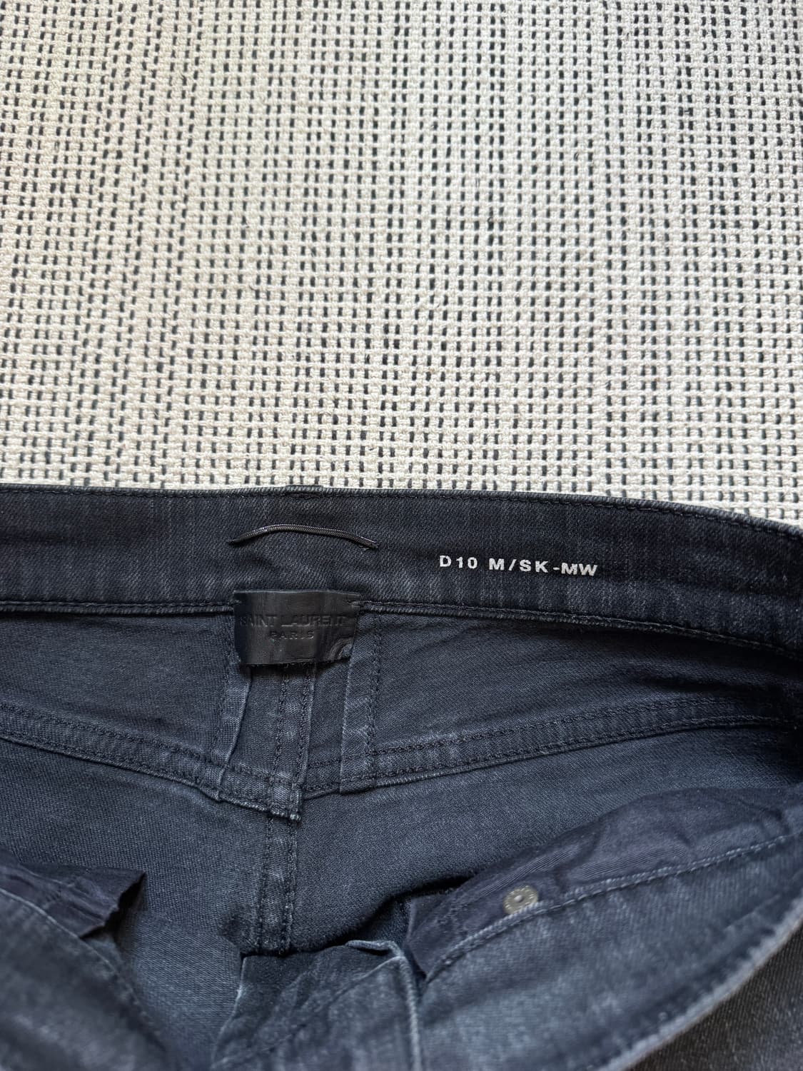 생로랑 하드 워시드 블랙진 상품이미지4