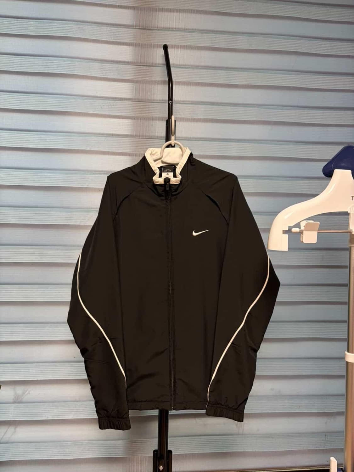 나이키 드라이핏 바람막이 자켓 상품이미지1