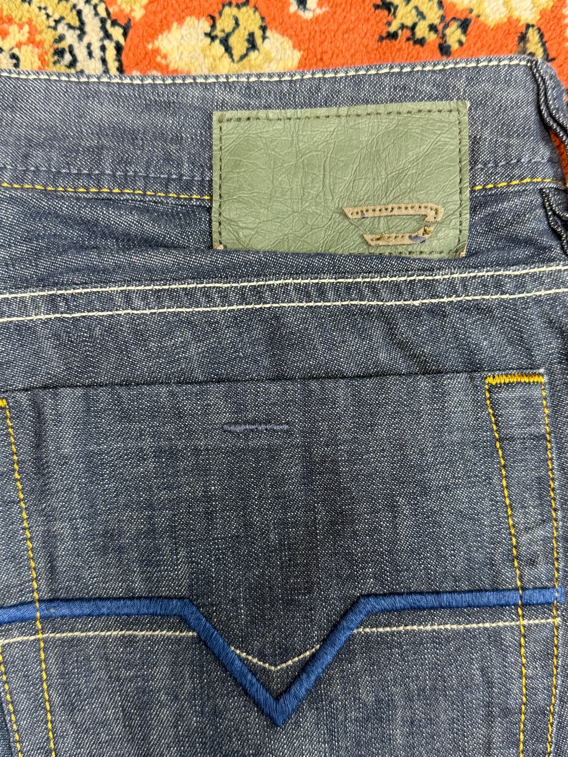 디젤 자탄 생지 부츠컷 플레어진 데님팬츠 31x32 상품이미지3