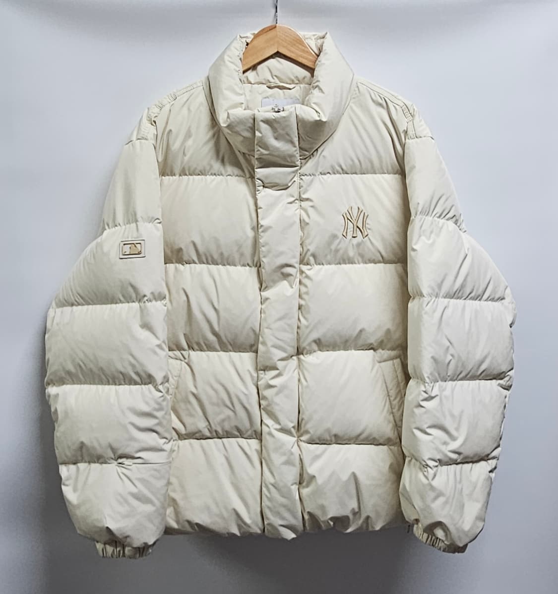MLB 뉴욕양키스 덕다운 푸퍼패딩 XL 상품이미지1