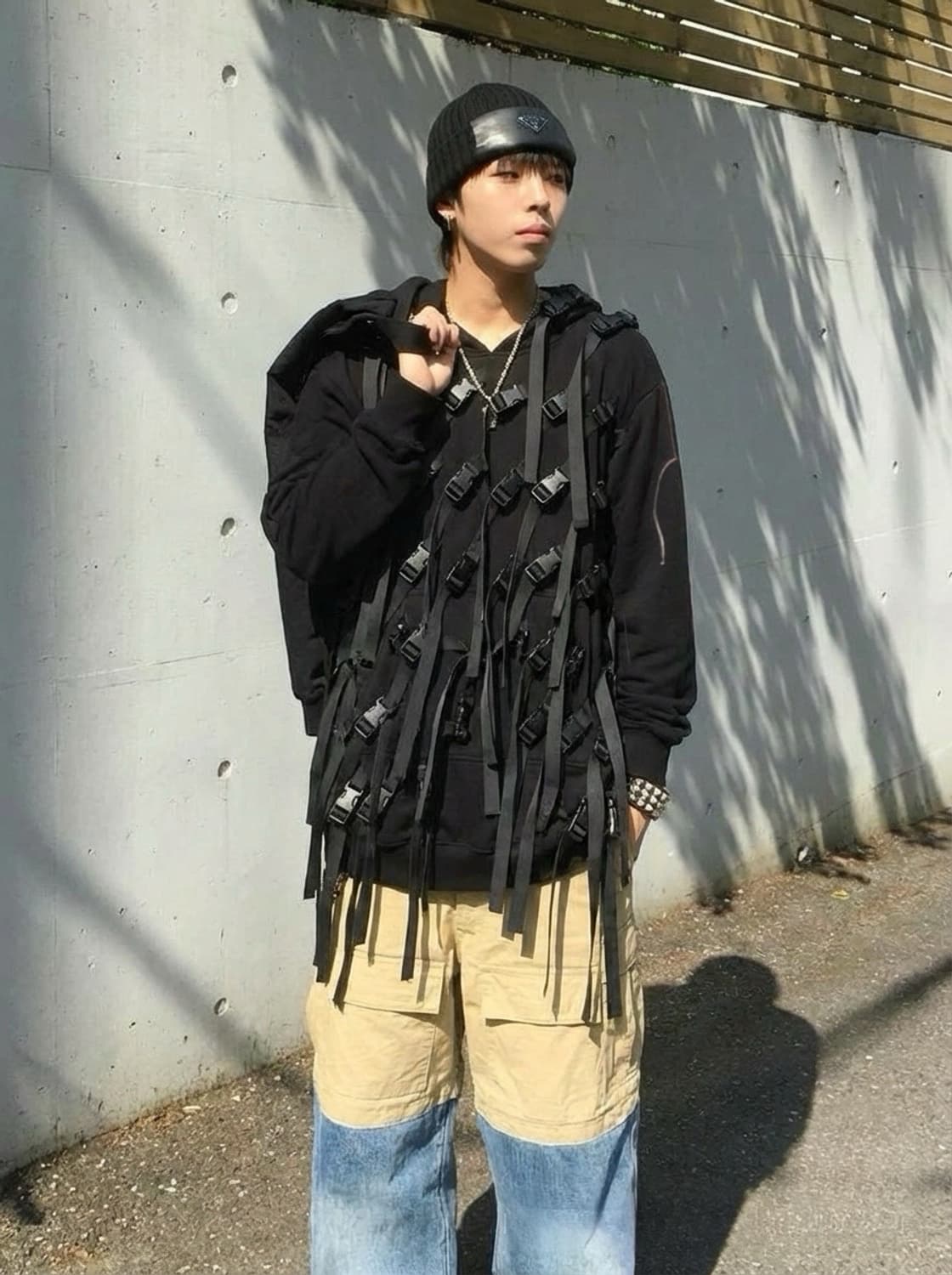 (레어 ) Christian Stone 스트랩본디지 오버핏 후드 블랙 상품이미지1