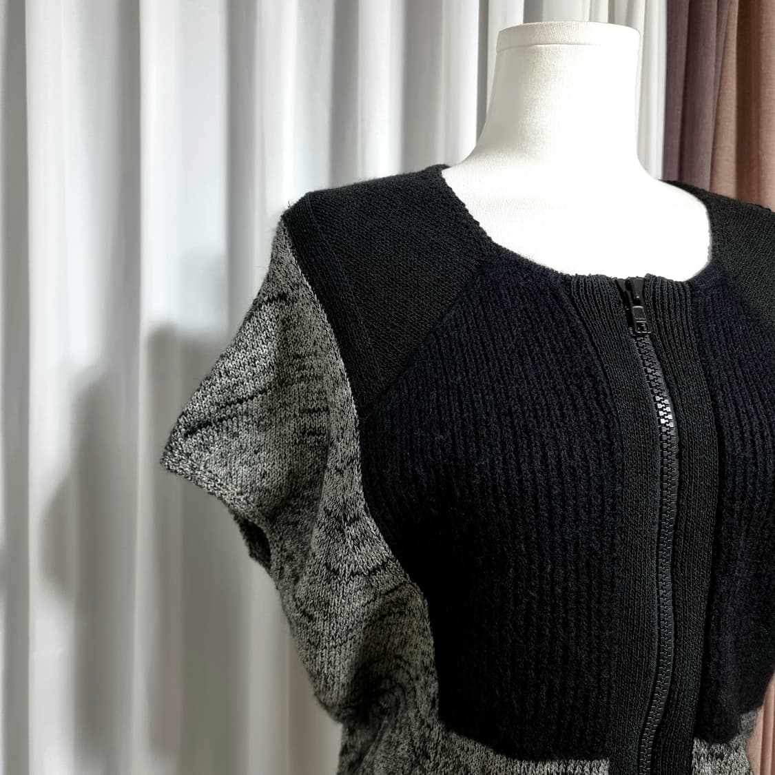 헬무트랭 니트 집업 (린넨,울,실크,알파카 혼방)(55-날씬66) 상태굿 상품이미지3