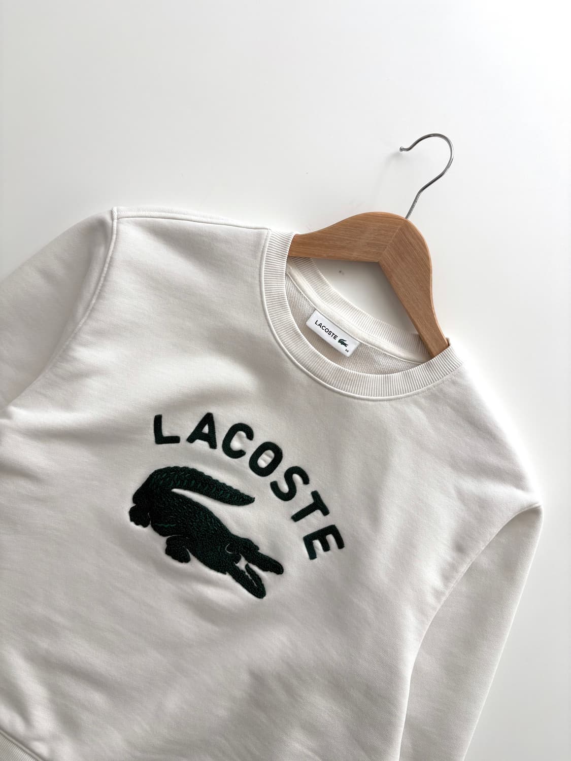 Lacoste 라코스테 화이트컬러 빅크록 맨투맨 (36) 상품이미지4