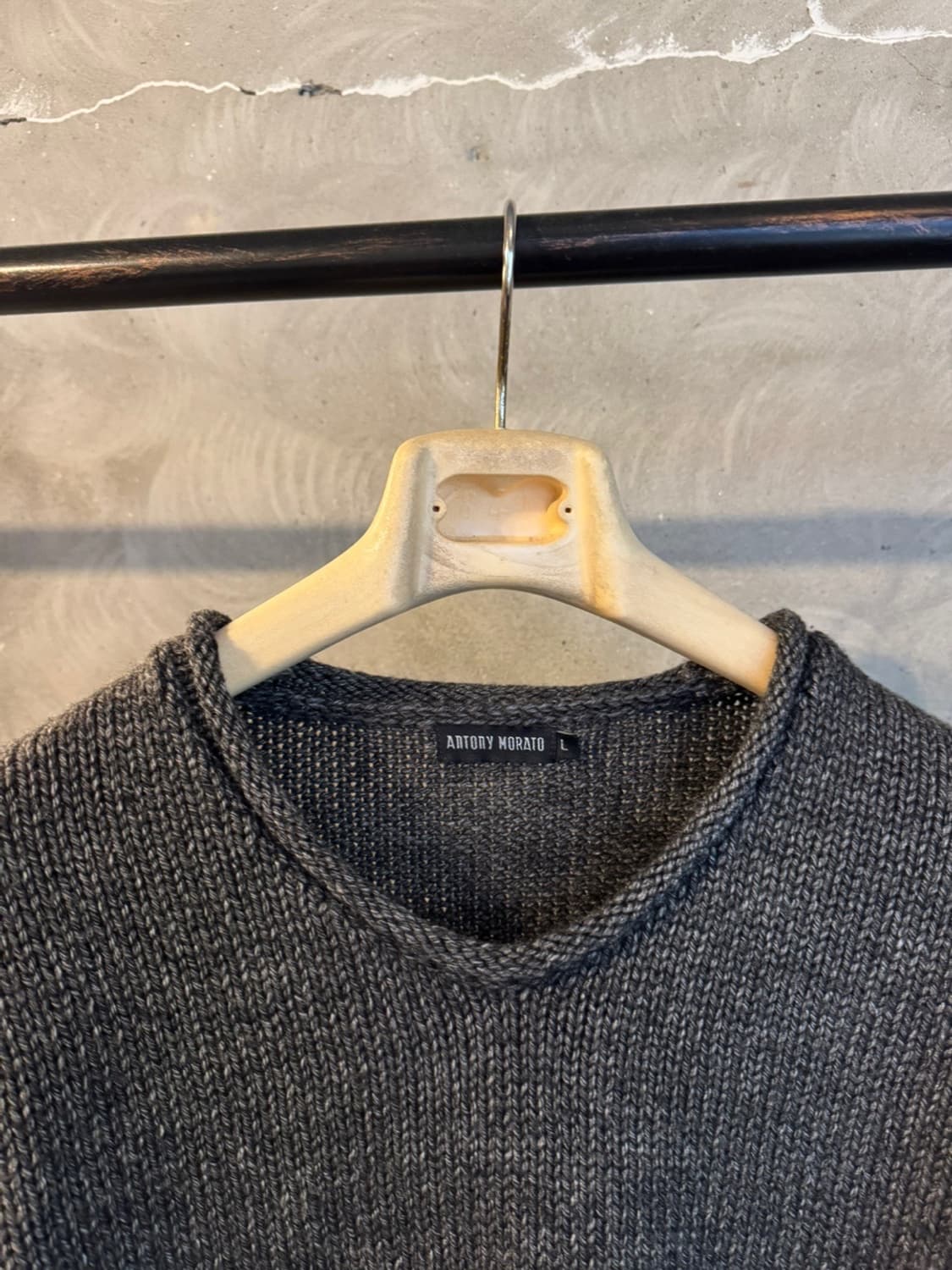 안토니 모리토 브이넥 니트 100 상품이미지3