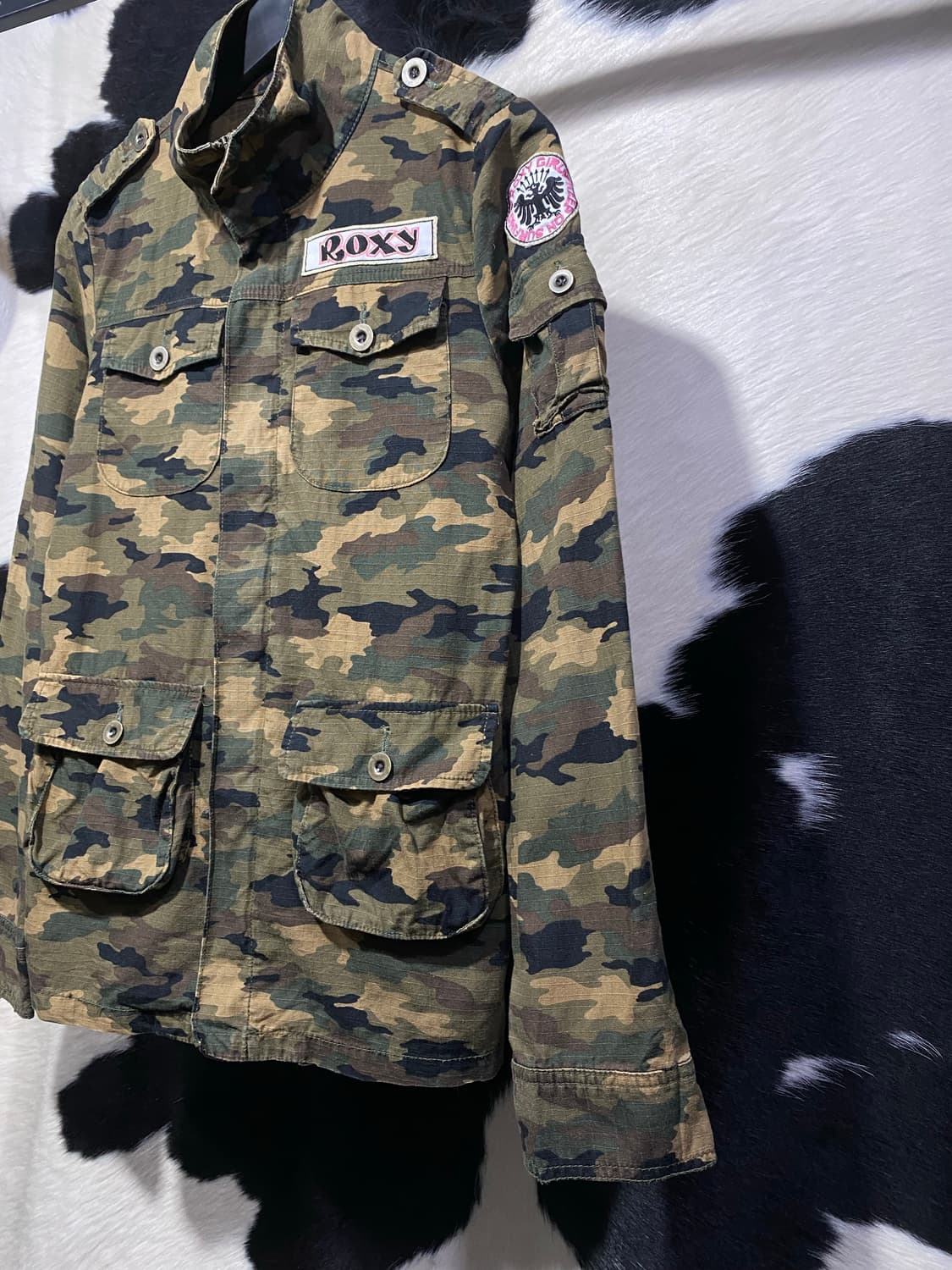 Roxy 패치 디테일 밀리터리 견장 자켓 상품이미지4