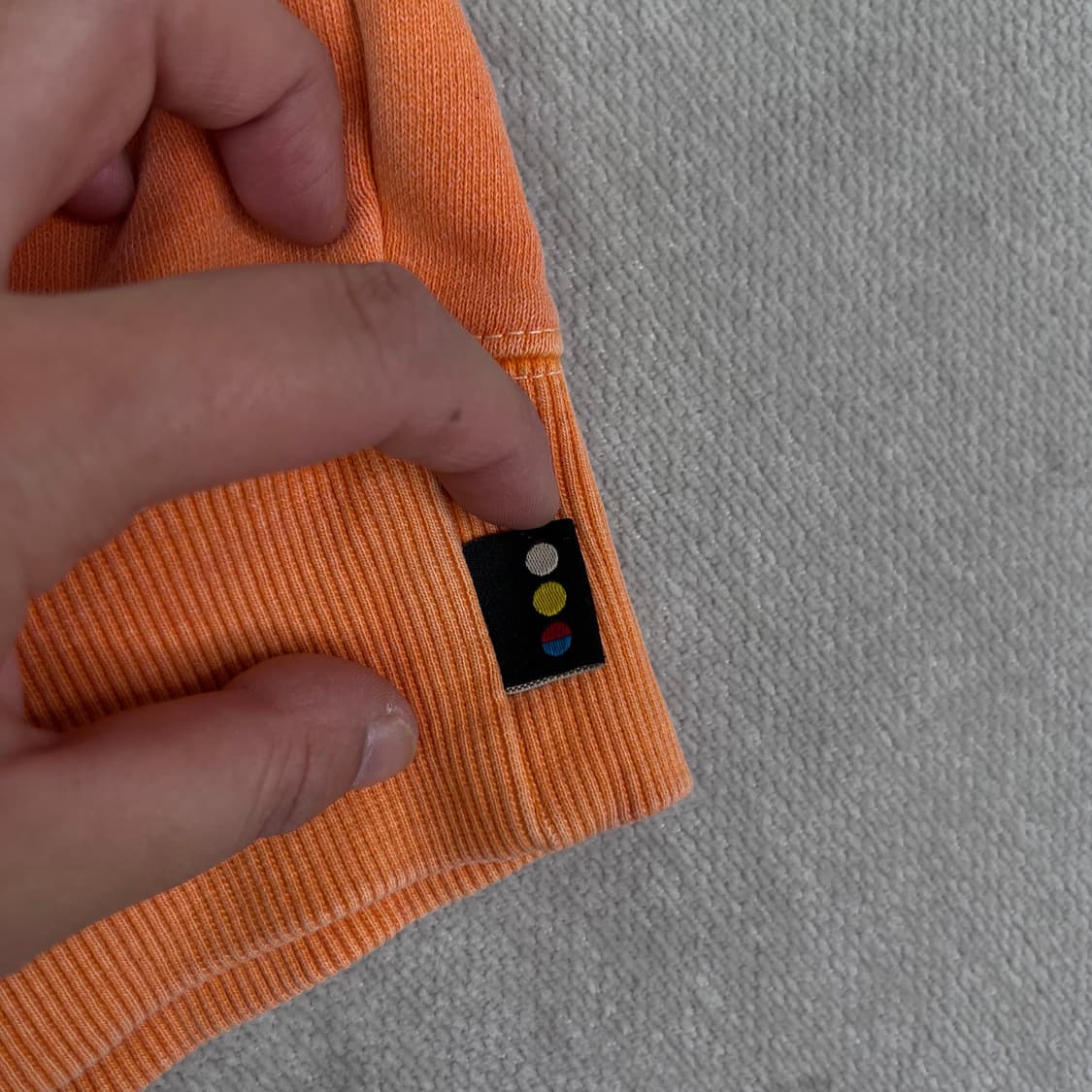 100 아이앱 스튜디오 피그먼트 오렌지 후드티 상품이미지5