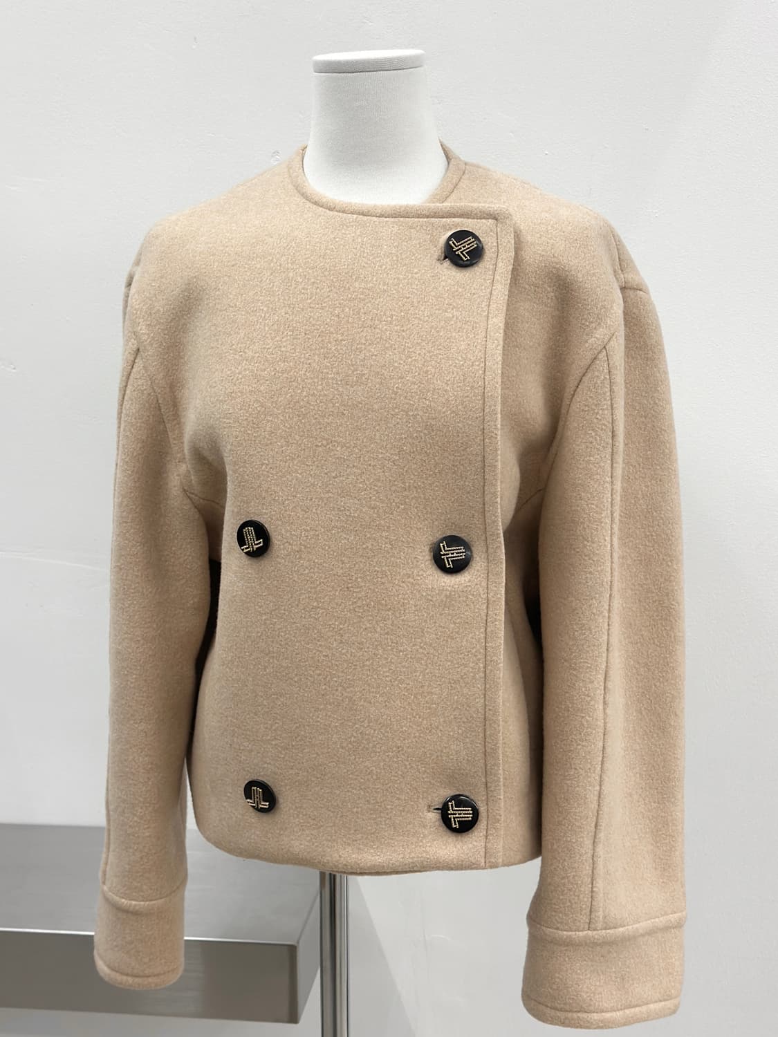 랑방 컬렉션 더블 브레스티드 숏 코트  상품이미지1