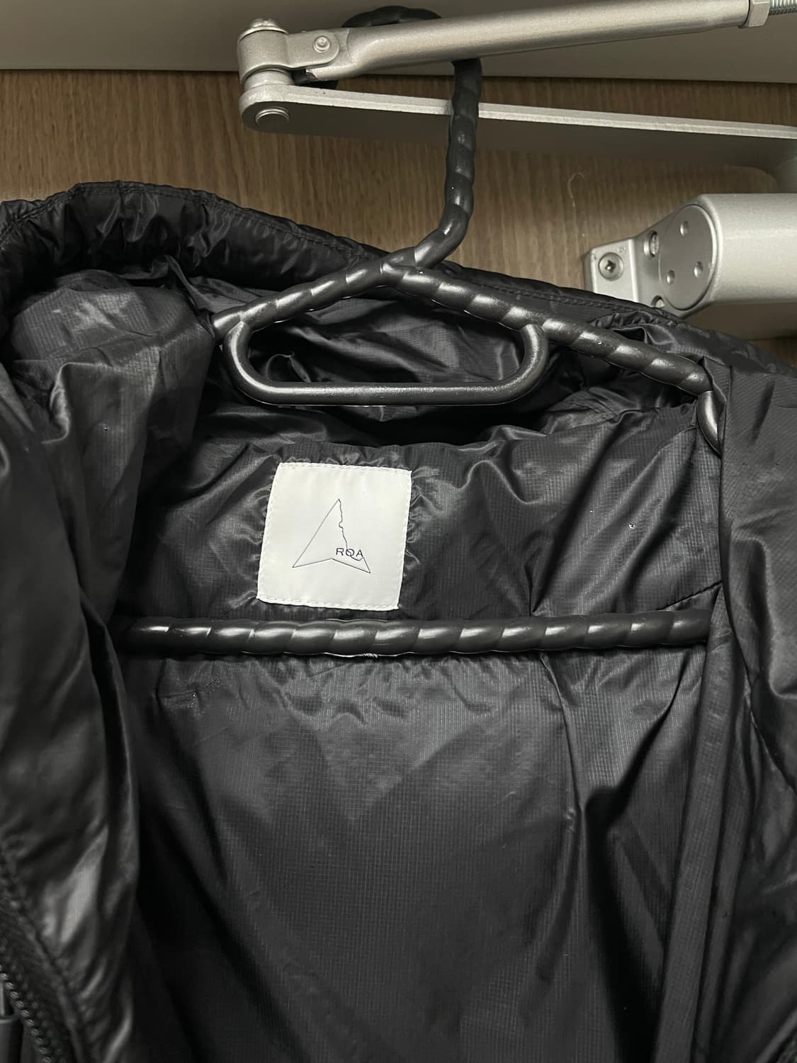 [XL] 로아 헤비다운 패딩 블랙 상품이미지2