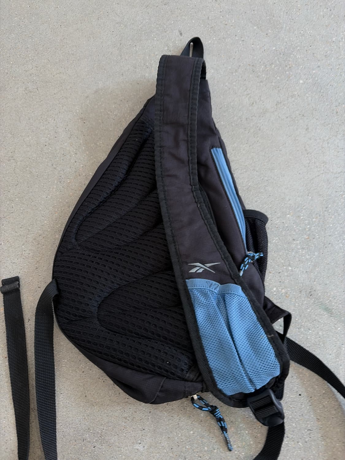 Reebok ripstop sling bag 상품이미지7