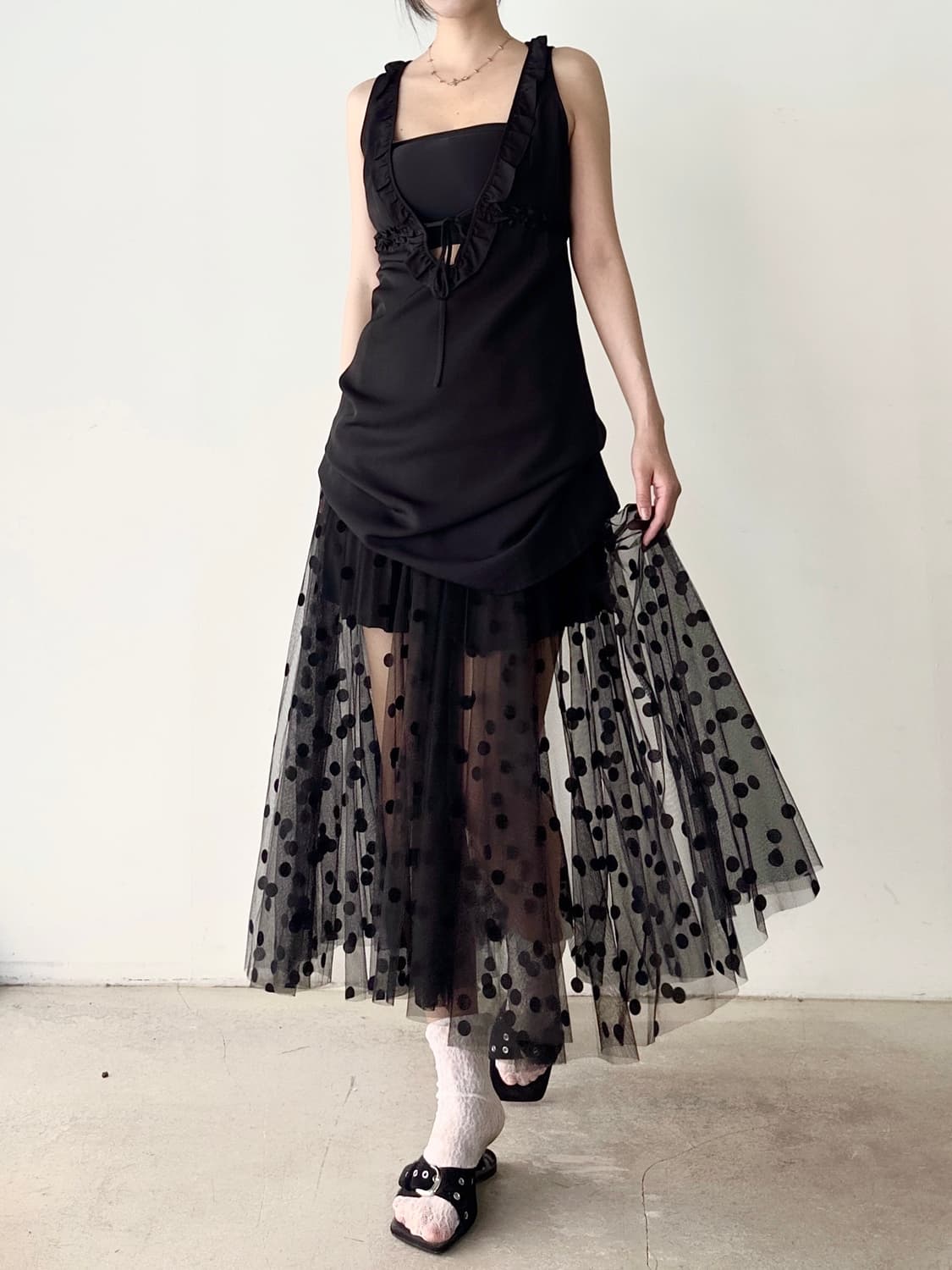 Chest open strape blouse 상품이미지5