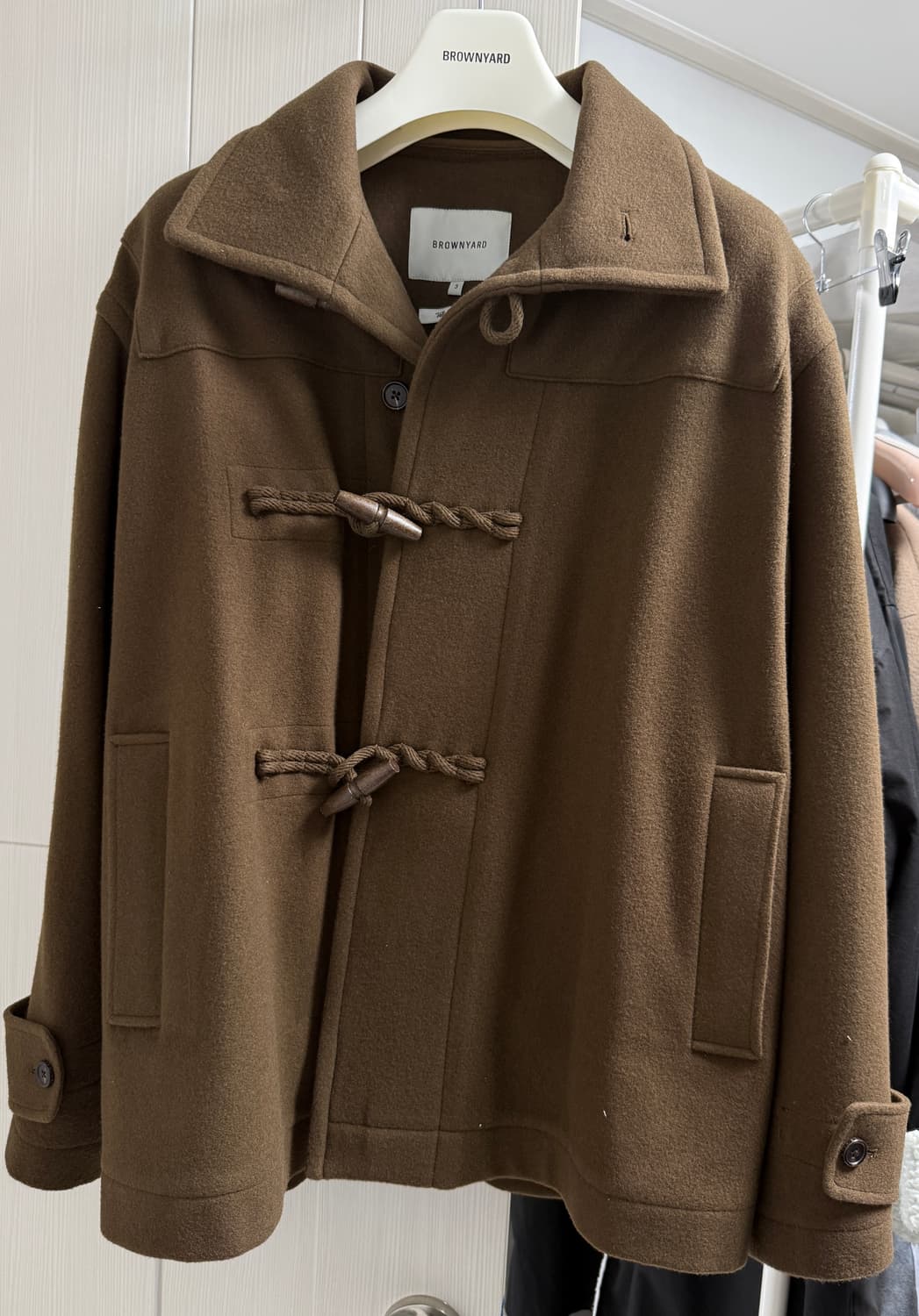 브라운야드 스탠카라 울 하프더플코트 상품이미지1