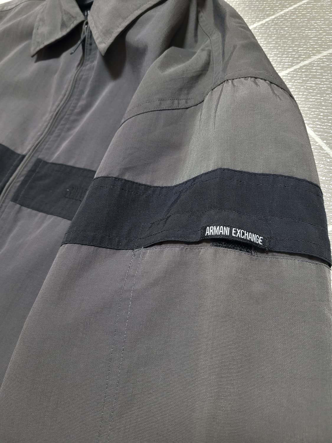 AIX 알마니 익스인지 봄버 자켓 다크 그레이 M 상품이미지4