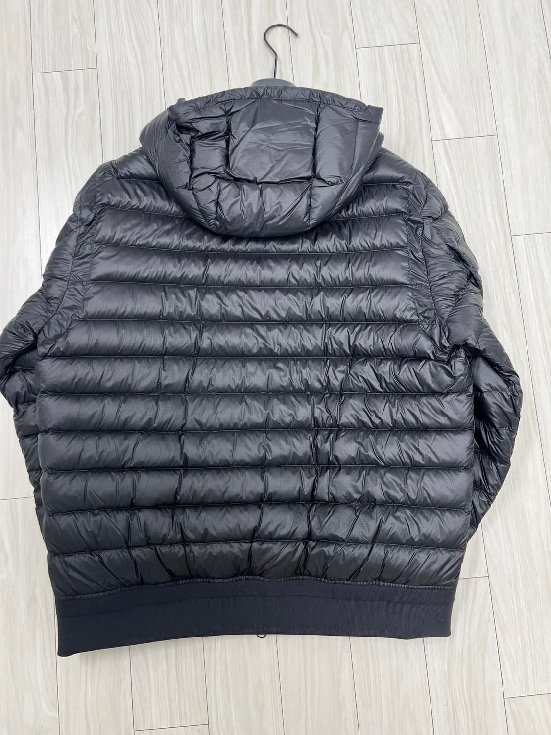 씨피 컴퍼니 디디쉘 다운 블랙 새상품 L 상품이미지2