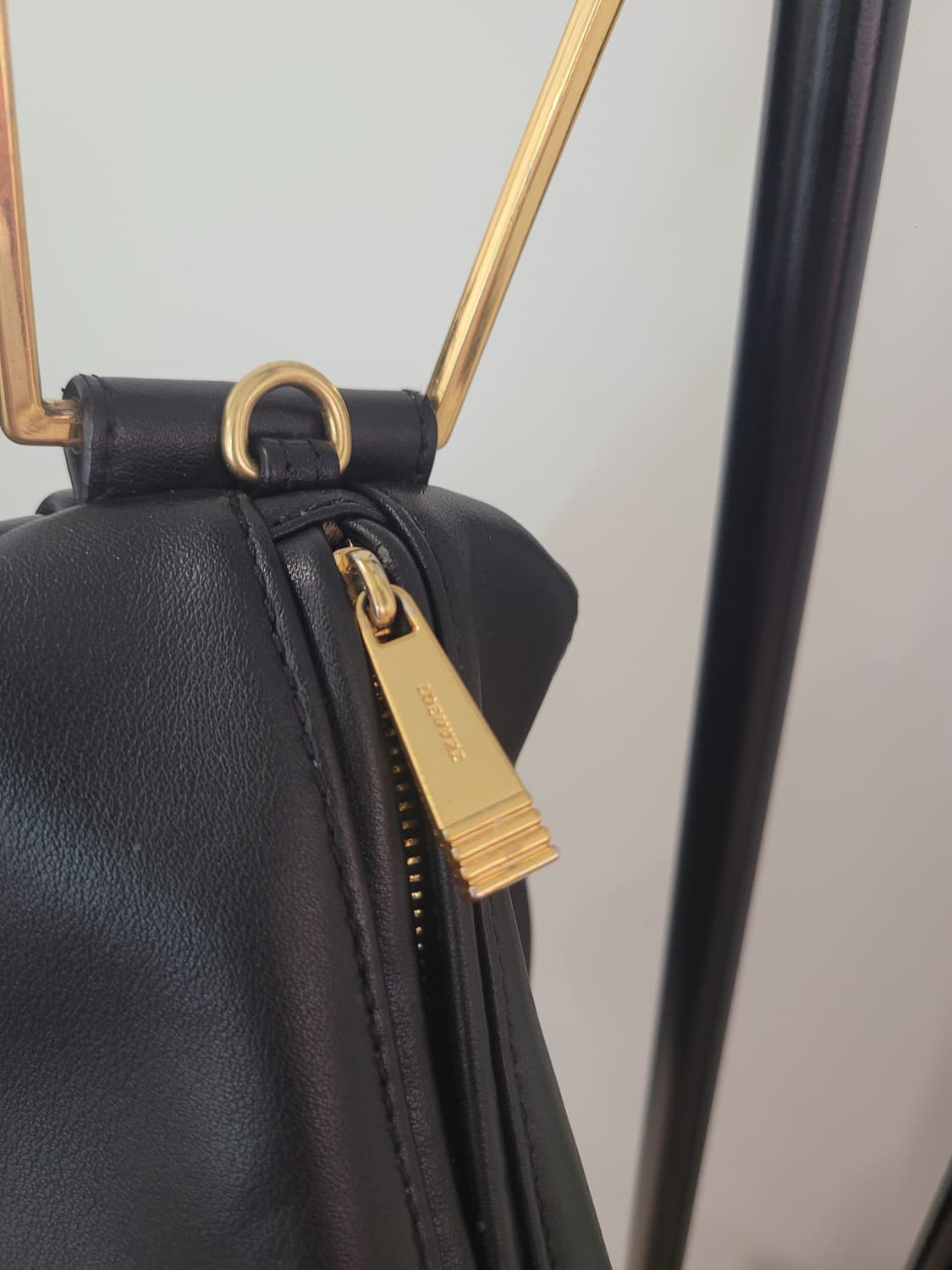 루에브르 삭 드 트럼펫 숄더백 블랙 스몰사이즈 상품이미지5