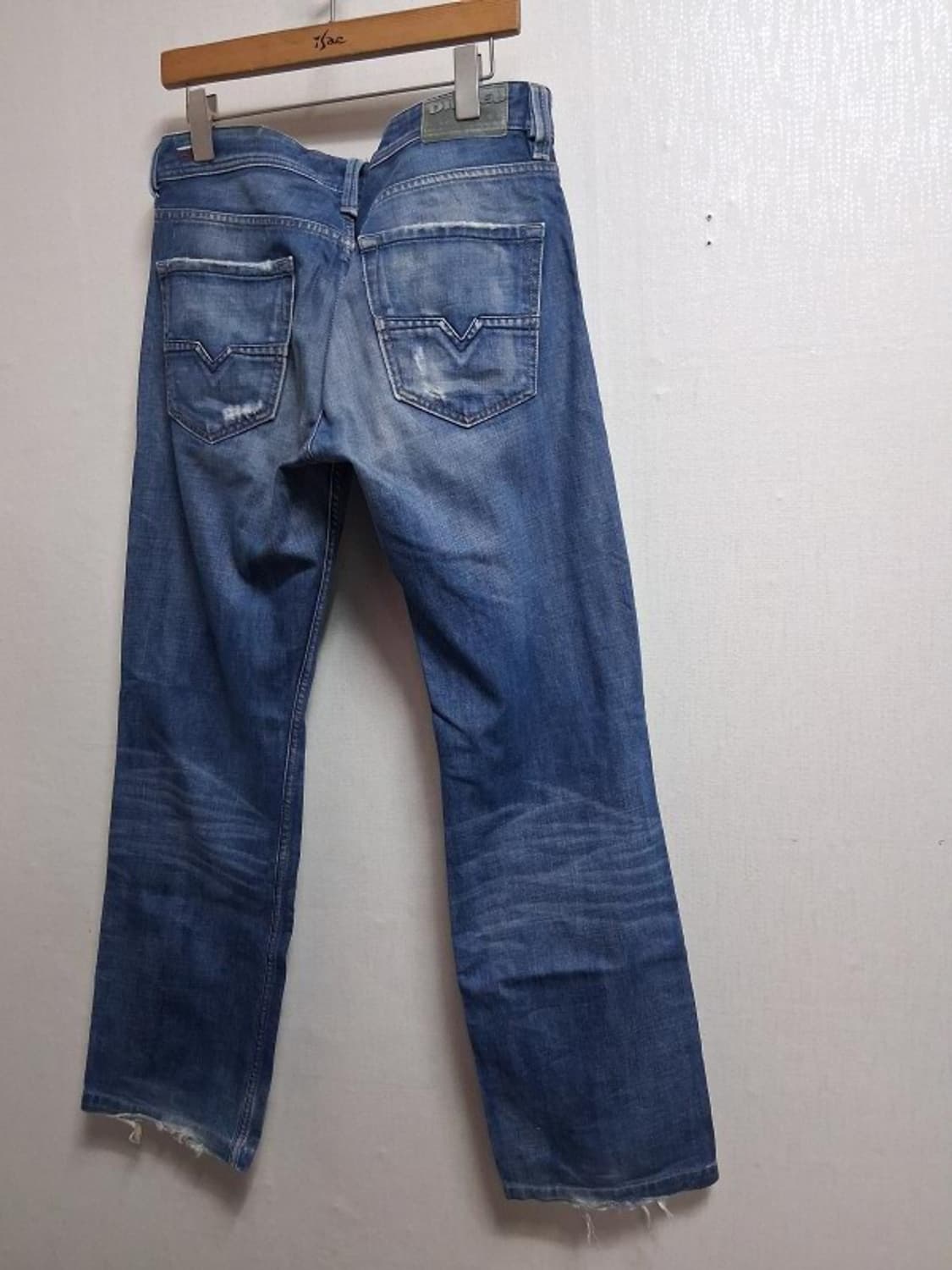 일본구제 디젤 빈티지청바지 32인치
원산지 이탈리아 디젤정품 상품이미지2