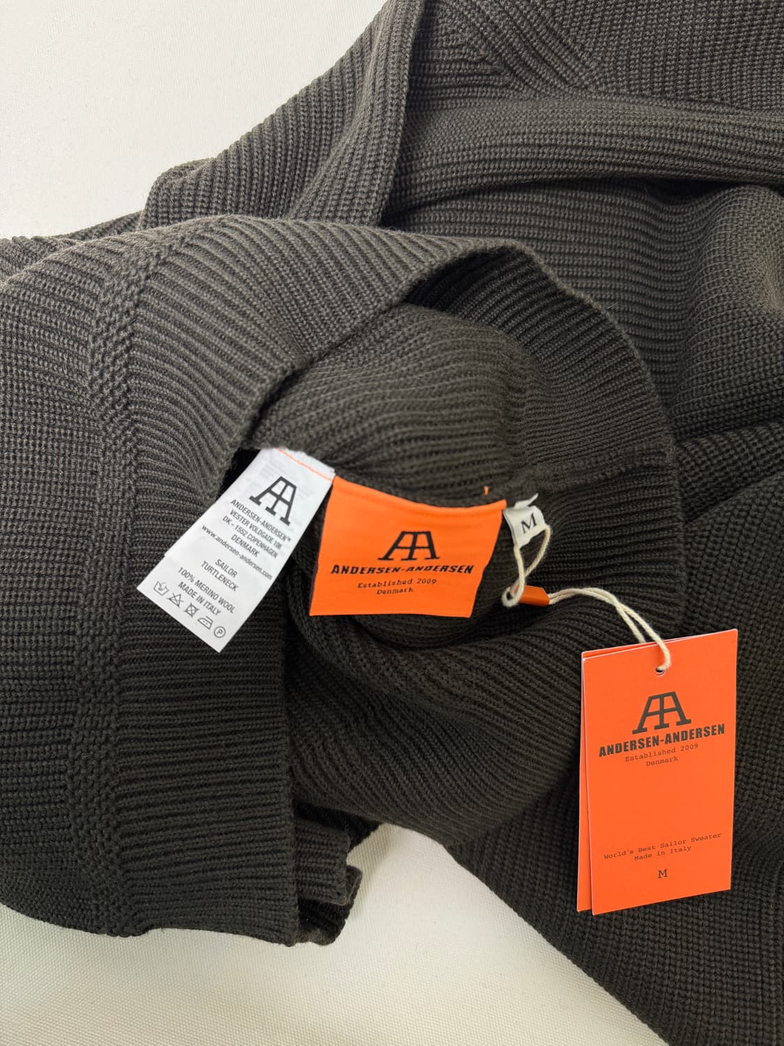 안데르센안데르센 세일러 터틀넥 헌팅그린 상품이미지5