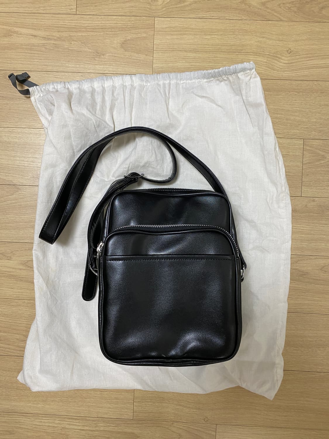 꼼데가르송 오리지널 숄더백 스몰 블랙 상품이미지2