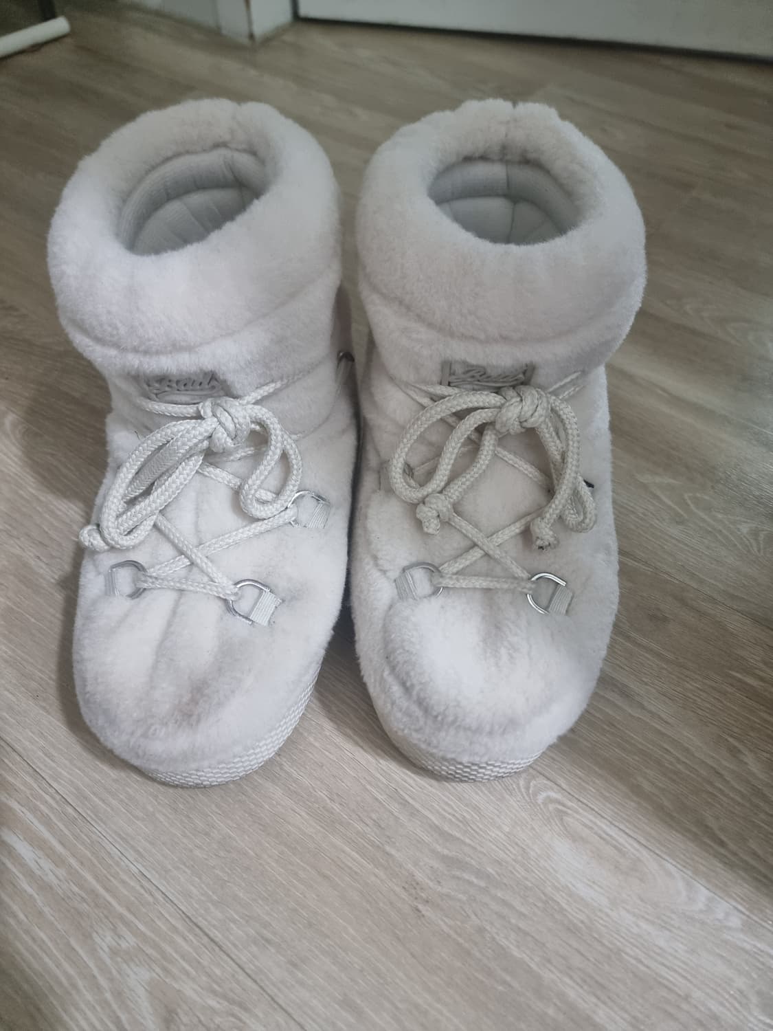 배드블러드 에스키모 부츠 숏 플랫폼 크림 상품이미지5