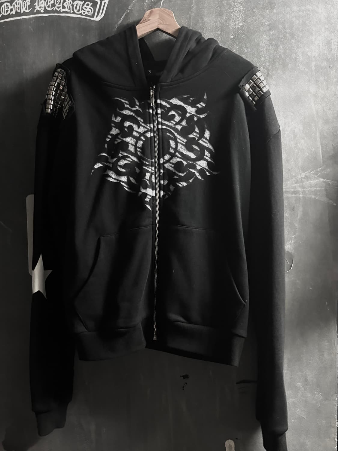 비엑세스 스터드 후드집업 상품이미지2