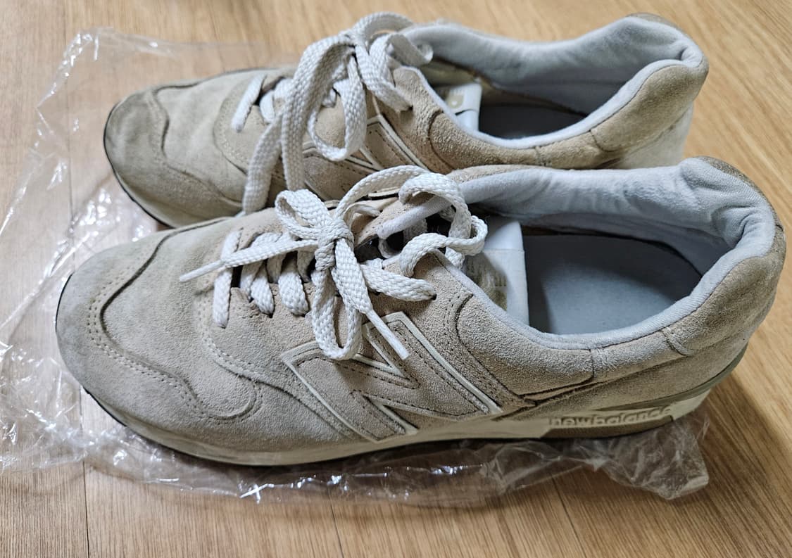 뉴발란스 1400 베이지 260 사이즈 상품이미지1